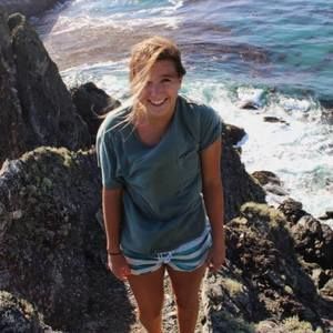 Meet your Posher, Leah